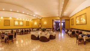 ariyobarzanshirazhotel-7