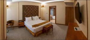 rozhotelshiraz-5-min